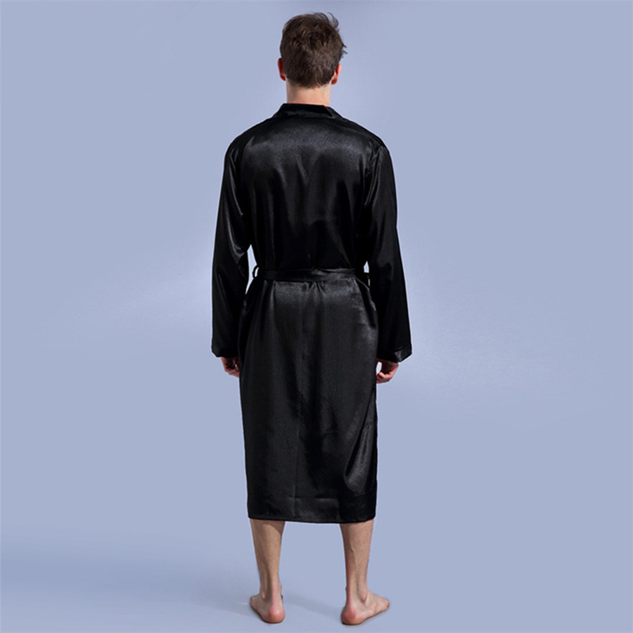 Groom Robe Emulation Silk Soft - Men Grooming Home ulasan dan harga